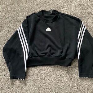 Adidas cropped sweatshirt size Medium